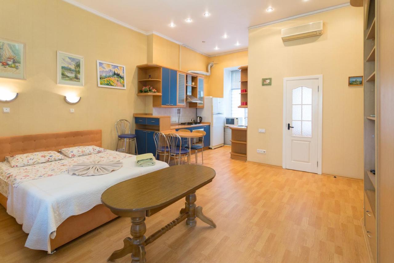 Area Apartment