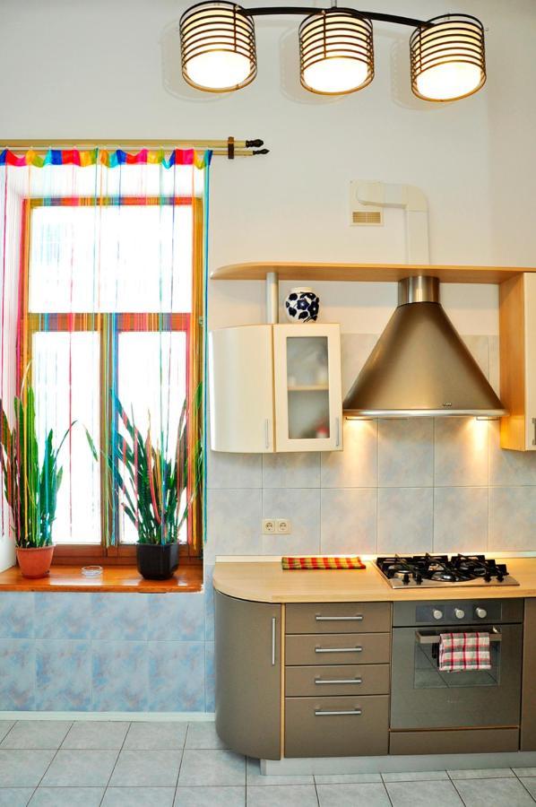 Area Apartment